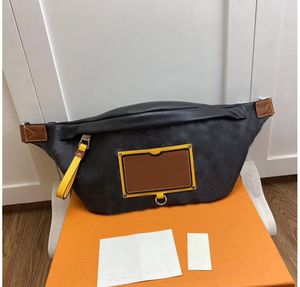 Borsa firmata 5A Borse da uomo in pelle Vita da esterno Spalla Stile semplice Marsupio casual Borsa da cintura classica Borsa a tracolla classica vintage Sport Corsa Equitazione Borse da arrampicata