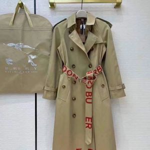 trench da donna di lusso di design giacca con stampa lettera corpo Cappotto trench lungo casual femminile