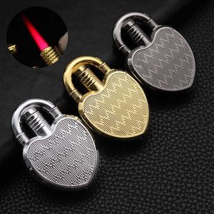 Creative Love Heart Shaped Windproof Direct Red Flame Turbine Torch Butane No Gas Lighter Smoking Accessories Gadgets för gåva 70QC