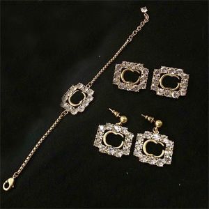 Fashion Luxury Designer Jewelry Sets Women Copper Gold Plated Earrings Necklaces Bracelet Set With G Letter Ear Studs Lady Pendant Necklace