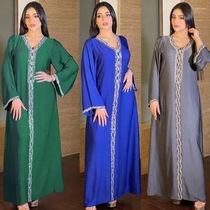 Roupas étnicas Linha de vestidos Oriente Médio Venda Moda Muçulmana Diamond Abaya Robe Feminino