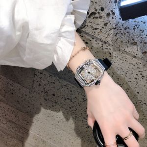 Kvinnors klockor 2023 Luxury Brand Women Full Diamond Dress Ladies Japan Quartz Movement Wristwatch Skeleton Transparent Watch 230714