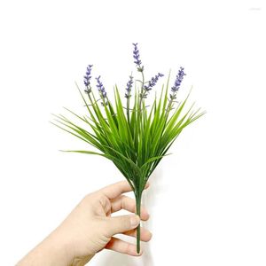 Flores decorativas 6 pçs grama artificial de primavera bastante duradoura, fácil de cuidar, decoração de casa, plantas artificiais de simulação de lavanda