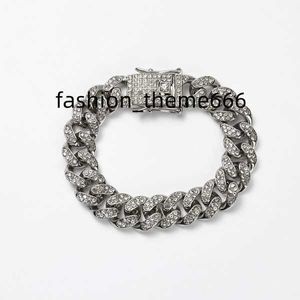 Kedjor Hiphop Chain Cuban Link Armband Halsband för män och kvinnor Full Diamond Stone Silver Gold Jewelry Kvinnliga halsband