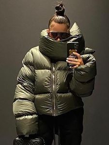 Giubbotti invernali casual cappotto a bolle oversize nero per le donne 2022 moda cerniera collo sciarpa piumini corti verde Parka streetwear