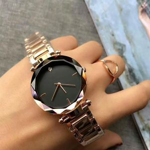 2019 moda feminina elegante relógio feminino pulseira de simulação de strass relógio de quartzo feminino cristal relógio de mostrador pequeno presente 225P