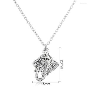 Pendant Necklaces Stingray Fish Charm Necklace Antique Silver Plated Jewelry Animal Fashion Vintage Accessories 20x15mm