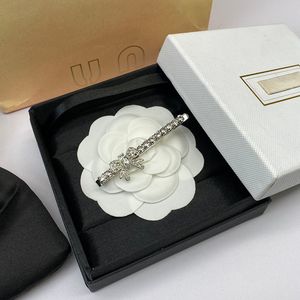 Tasarımcı parlak elmas saç klip kadın moda barrettes klipler rhinestone saç aksesuarları takı kızlar saç tokaları saç tokası jewerly 237153c