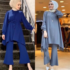 Abbigliamento etnico Donne musulmane Cime lunghe Set islamici Blu Pantaloni grigi Abaya Dubai 2021 Turchia Vestito Ramadan Abiti da preghiera 2 pezzi281c