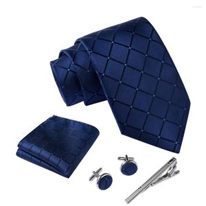 Bow Ties Ikepeibao Classic Navy Men Vintage Checked Plaid slipsuppsättningar med Hankie Metal Cufflinks Clip Set Fit Shirt Accessories Blue