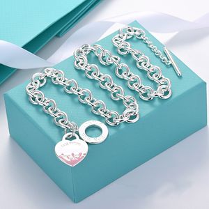 Designer Jewelry Necklace for Women Love Enamel Flower Glue Steel Print Pendant Necklaces Letter Thick Chain Cuban Chains with box