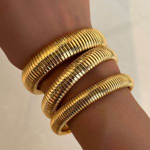 Bangle 18k Gold Plated Steel Bracelet Vintage Elastic Gypsy Polishing For Women Girls Fashion Aesthetic Jewelry 230714