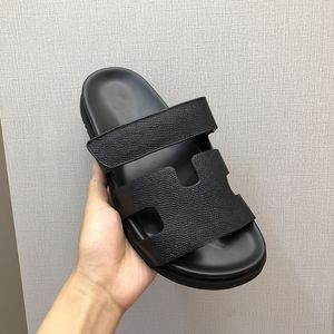 Summer New Fashion Suola spessa Outwear Sandali Designer di lusso HookLoop Pantofole da uomo in vera pelle Coppia pantofole Scarpe da spiaggia taglie 35-45 + scatola