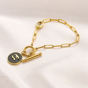 Jóias de aço inoxidável de charme de ouro 2023 Novo engajamento Love Gift Chain Designer Bracelet