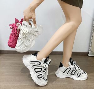 Женская платформа сетчатая кроссовки на каблуки на уличные повседневные туфли летние туфли кружевные теннисные спортивные туфли папа обувь