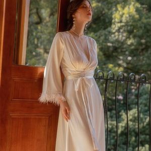 Women's Sleepwear Sexy Feather Robe Women Bride Dressing Gown Elegant Rayon Wedding Bridesmaid Team Kimono Bathrobe Short Nightgown