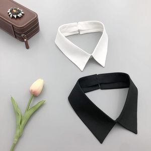 Bow Ties Women Solid Black Shirt Fake Collar Tie för Herrens löstagbara Sweet Doll False Lapel Blusa Toppkläder Tillbehör