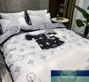 Klassiskt förtjockat slipat tyg Three-Piece Full Washed Cotton Bedding Solid Color Quilt Cover