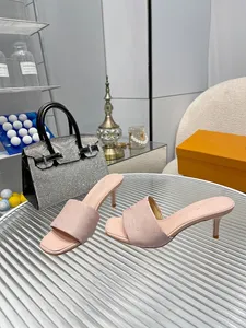 projektant sandałowy dla kobiet platformowy sandał sandale buty gęste dolne letnie płaskie pięcie haczyk haczyk Casual 0709