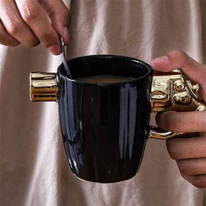 Moda creativa Tazze di personalità Modello Pistol Cup Mine antiuomo Modeling Cup Tazza da caffè Tazza da latte San Valentino Regali divertenti 210302h