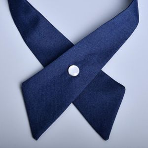 Bow Ties Korean version British Solid Color Criss-Cross Tie för män Kvinnor Girls 'Boy's School Uniform Cross Justerable Bowtie