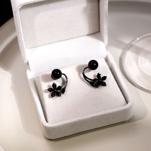 S3755 Fashion Jewelry Black Flower Stud Earrings For Women Light Luxury Zircon Earrings