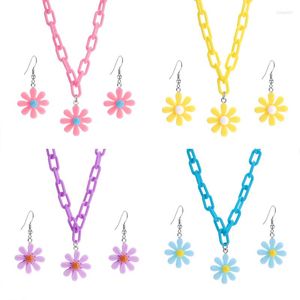 Halsband örhängen Set Candy Color Acrylic Wedding Jewelry Bridesmaid Full Long Chain Daisy and Pendant Earring Gifts