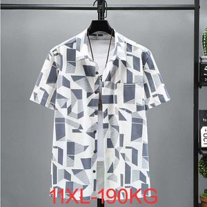 Camisas casuais masculinas verão novas plus size 11XL grande manga curta camiseta masculina tamanho casual maré gorda 4XL solta seção fina camisas de flores 170 Busto L230715