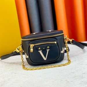 Designer-Gürteltasche aus echtem Leder, Geldbörse für Damen, Mini-Bumbag-Geldbörse, Luxusmarke, Ketten, Umhängetaschen, Gürteltaschen für Herren, einfache Tasche am Riemen, Street-Brusttasche M82335