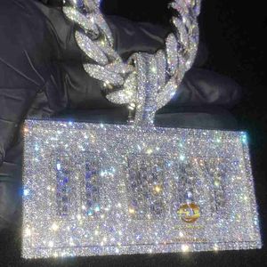 Joias de grifeJóias finas de luxo high-end feitas à mão vvs moissanite carta sólida placa de ouro 18k pingentes de nome de prata cubano personalizado