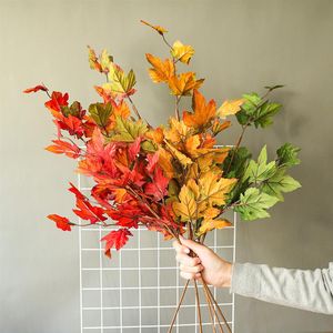 5 datorer Fake Maple Leaf Artificial Plant Branch for Flower Wall Wedding Bakgrund Decoration Home Display Red Leaves273L