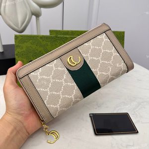 2024 Designer plånböcker Korthållare Högkvalitativ kohud för män Kvinnor Mynt Purs Long Wallet Purse Påsar Dam Dam COLD CLUTCH Bag