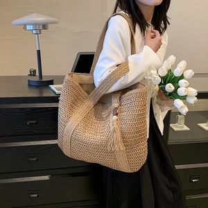 Evening Bags Straw Braided Bag Hand-woven Simple Handbag Holiday Beach Bag Single Shoulder Bag Casual Trend Tote Bag Shopping Bag 230715