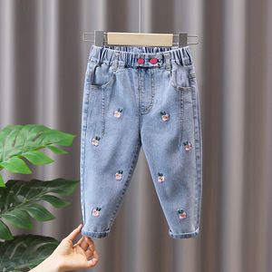 Våren småbarn barn flickor kläder ytterkläder elastisk midja tryckta jeans byxor för barn flickor kläder baby födelsedag jeans