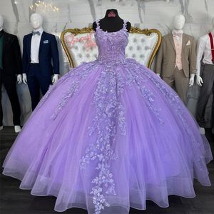 자주색 반짝이는 Quinceanera 드레스 스파게티 스트랩 3dflower 레이스 볼 가운 크리스탈 스위트 15 vestidos de xv anos