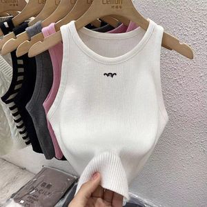 Summer White Women Tops Tees Crop Top Embroidery Sexig Vest Tank Top Cotton Jersey Tanks Embroidered Cotton Blend Designer Fitness Sports Bh Mini Size S-XL