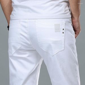 Erkekler kot moda sokak kıyafeti yumuşak beyaz kot pantolonlar erkekler bol ince fit pantolon klasik iş işleri rahat ve basit homme