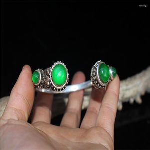 Bracelete antigo de jade incrustado em prata tibetana chinesa