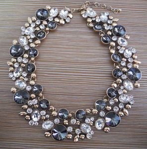 Waistcoats Indian Statement Large Collar Choker Necklace Women Crystal Rhinestone Vintage Maxi Chunky Big Bib Necklace Jewelry Accessories