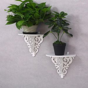 Decorative Plates Flower Pot Stand Book White Filigree Style Wall Shelf European Retro Simple Candle Home Decoration Holder Bedroom