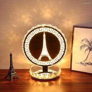 Bordslampor Moderna K9 Crystal Lamp Bedroom Bedside Round Iron Tower LED Dekorativt skrivbord Glaslampa för rum