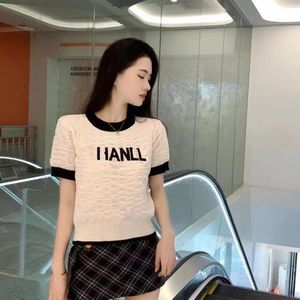 Threnbed T Shirt Designer Wool Sweater Full Letter Jacquard Sweeve Seneve Steptists Women Striped Crew Neck Top Top