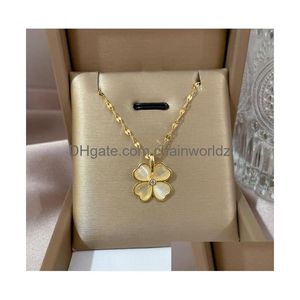 Pendant Necklaces Fashion Classic 4/Four Leaf Clover Pendants 18K Gold Plated Gift Red Luxury Jewelry Designer Jewellery Chain Drop D Dhksl