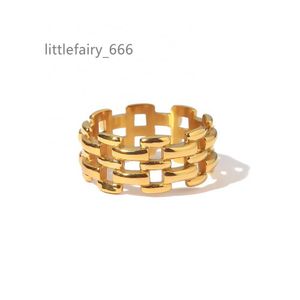 Dainty Watchband Hollowed Bars Form Minimalist Ins Fashion 18K PVD Gold Plated Rostfri Steel Ring