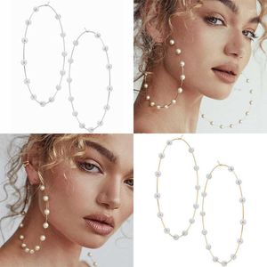 Hoopörhängen Europa och USA: s geometriska överdrivna pärlor Big Circle Pendant Women's Fashion Jewelry