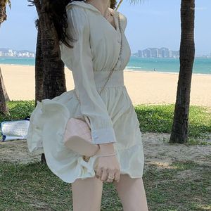 カジュアルドレスhsaヴィンテージ気質女性の夏のドレス絶妙でユニークな白いチューブトップチュチュスリーベル女性2023