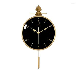 Orologi da parete Grande orologio in oro di lusso Design moderno Soggiorno Moda Decorativo Creativo Altalena Decorazioni per la casa in metallo