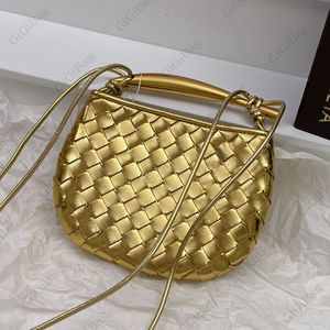 Koppling Mini Bag Crossbody Purse Metal Handle Classic Weaving Fashion Shoulder Påsar Magnetiska spänne Kvinnor Handväskor äkta läder
