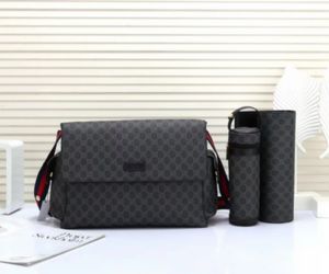 Bebek Bagu Su Geçirmez Mommy Bezi Çantası Bebek Bebek Fermuarı Kahverengi Ekose Baskı Satış Sırt Çantası Messenger Bezi Kazık Tote Çanta Moda Üç Parçalı Set