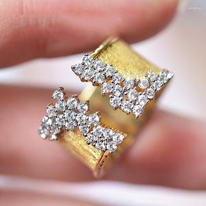 Cluster Rings Vintage Pave CZ anel largo banhado a ouro para mulheres e homens tamanho 6-10